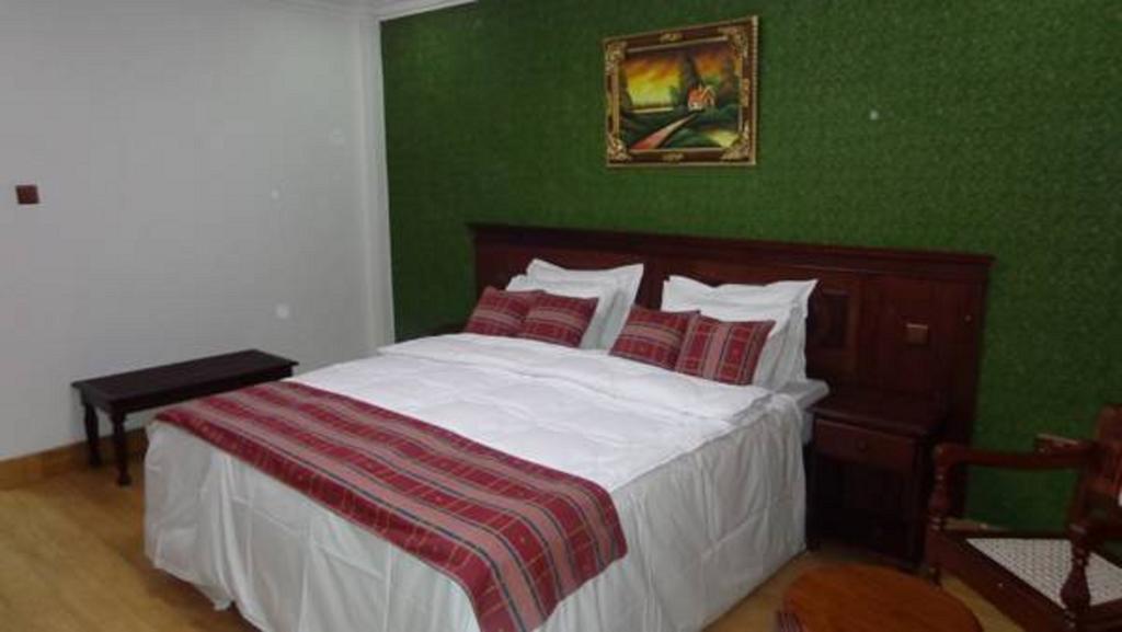 נקורו Eagle Palace Hotel מראה חיצוני תמונה